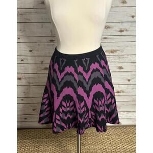 Torrid multicolored geometric pattern knit flared/skater mini skirt Size 2/2X